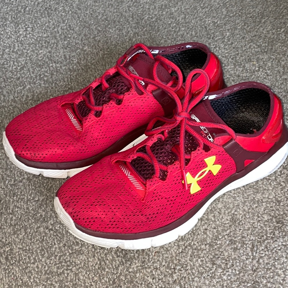 Mens speed foam under armor running shoe